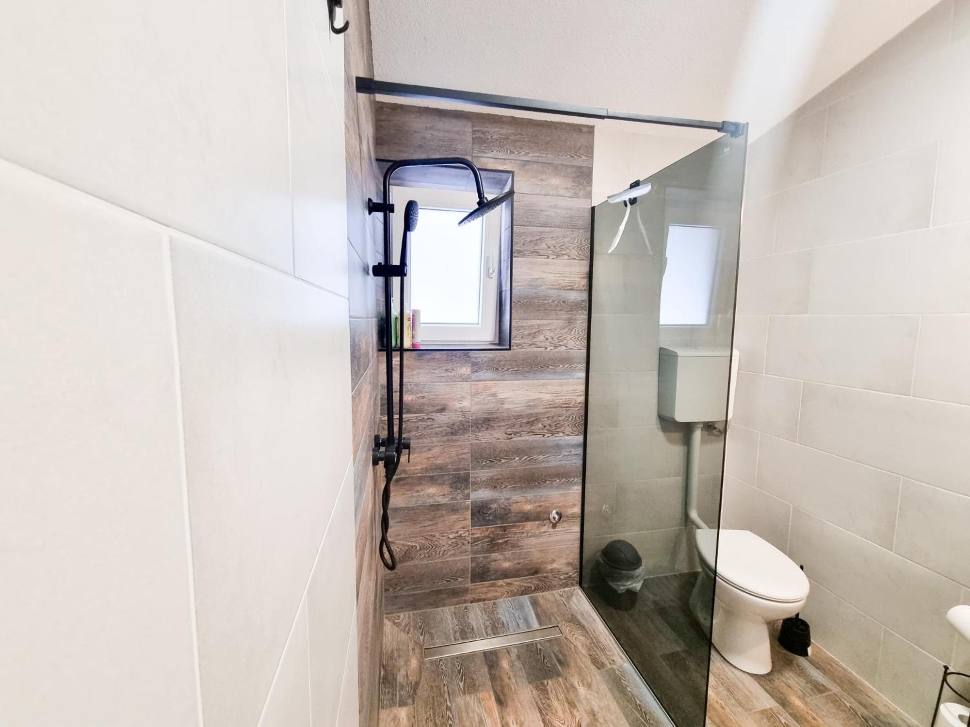 Apartmani 1 Pinezici Ngoại thất bức ảnh