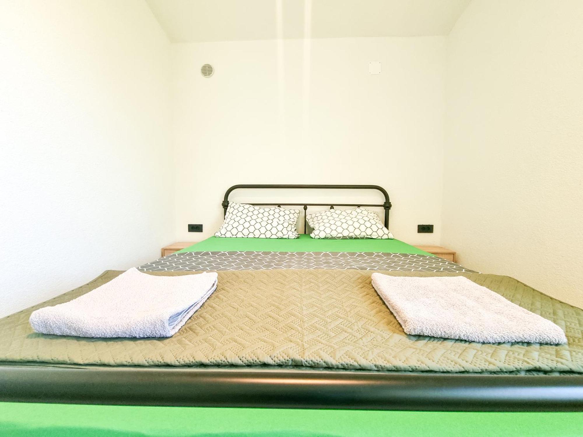 Apartmani 1 Pinezici Ngoại thất bức ảnh
