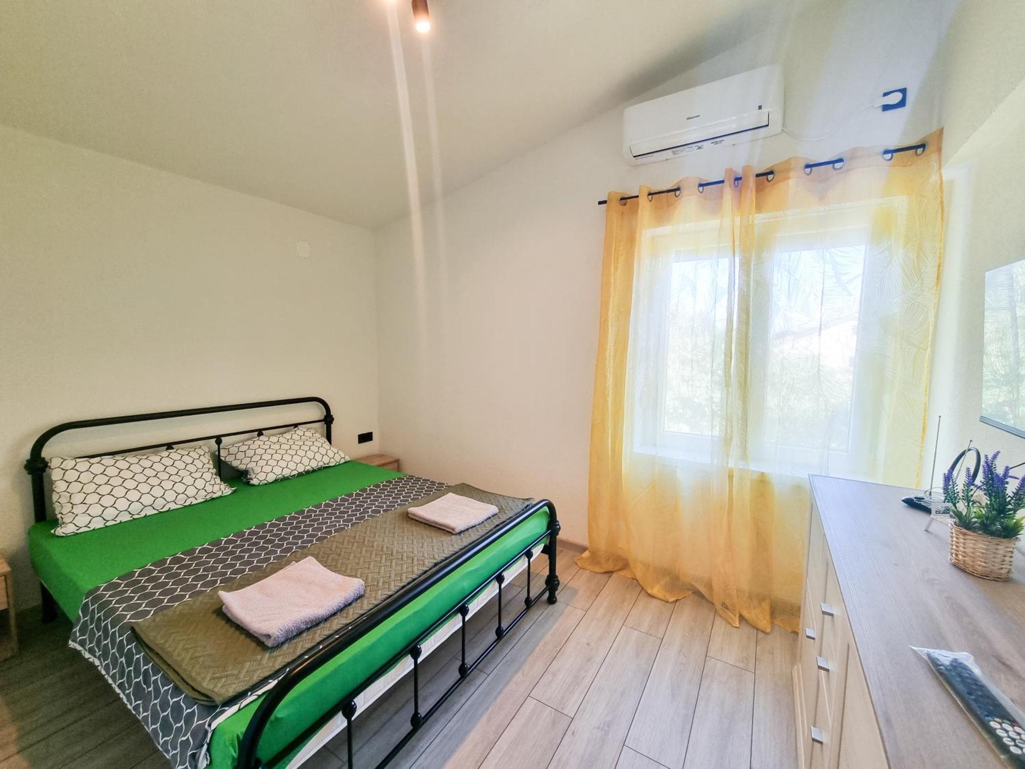 Apartmani 1 Pinezici Ngoại thất bức ảnh