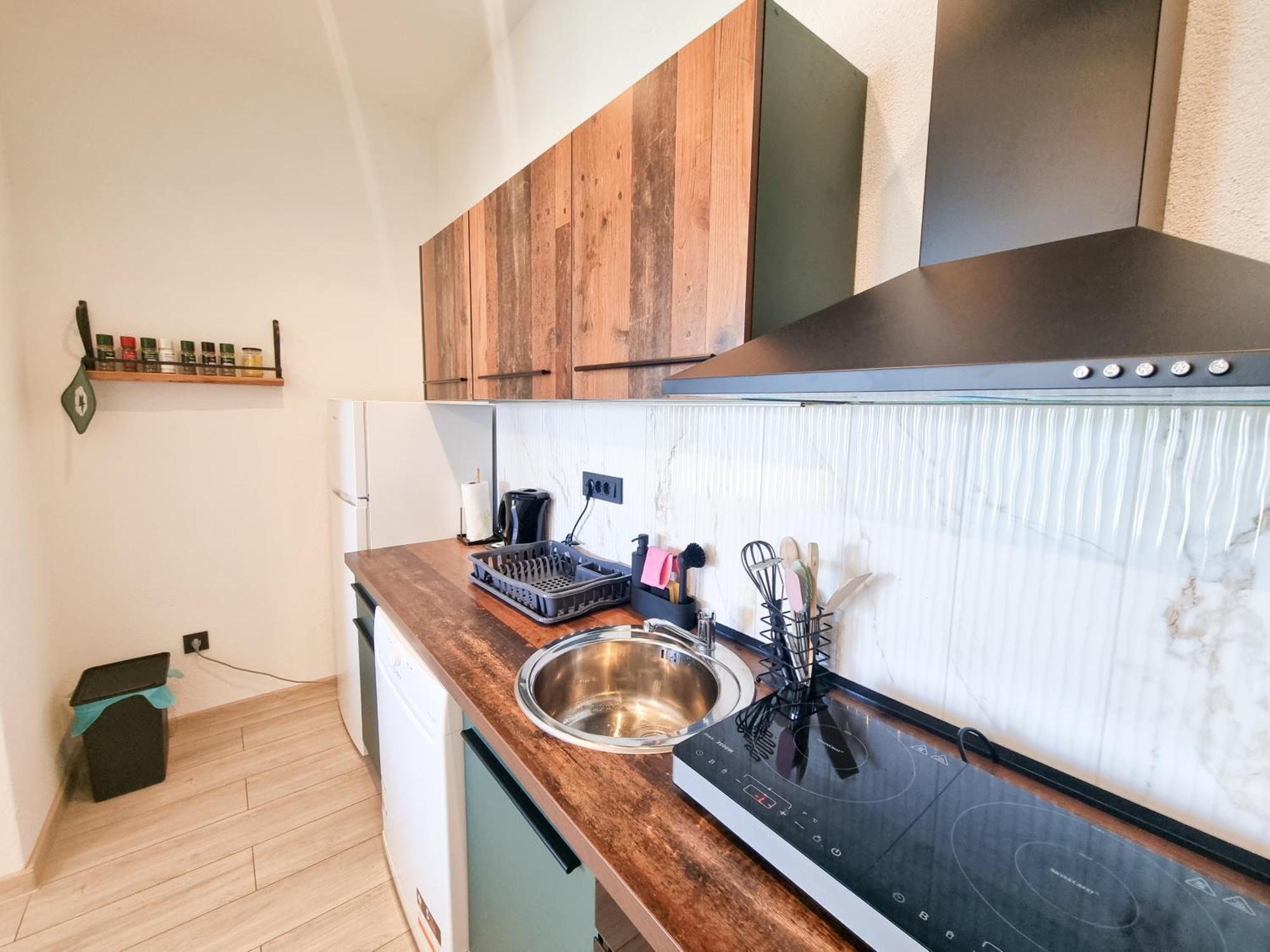 Apartmani 1 Pinezici Ngoại thất bức ảnh
