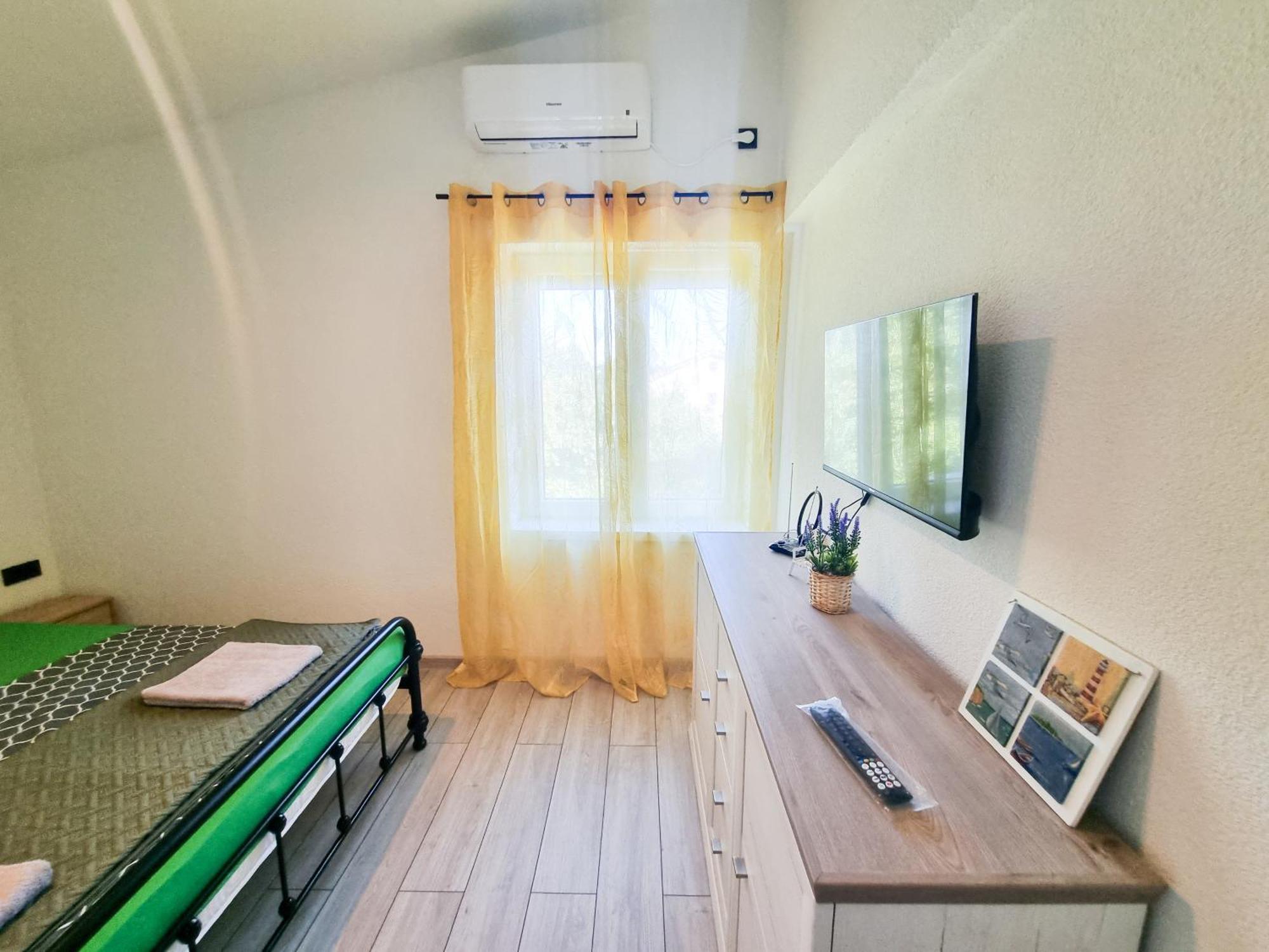 Apartmani 1 Pinezici Ngoại thất bức ảnh